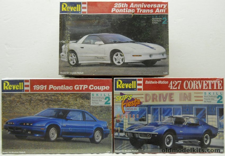 Revell 1/25 7427 Chevrolet 427 Corvette Baldwin-Motion Skip's Fiesta Issue / 7433 1991 Pontiac GTP Coupe / 7600 25th Anniversary Pontiac Trans Am plastic model kit
